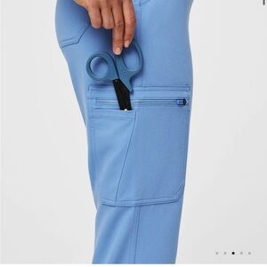 Figs Yola tall skinny scrub pants